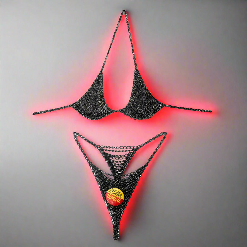 GOOD GIRLS GO TO HEAVEN BAD GIRLS GO TO MECHANICALMUJER.COM